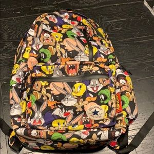 looney tunes backpack converse
